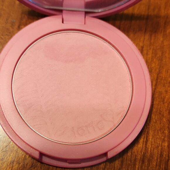 Tarte Amazonian Clay 12-HR Blush in "Blushing Bride" - Picture 2 of 4